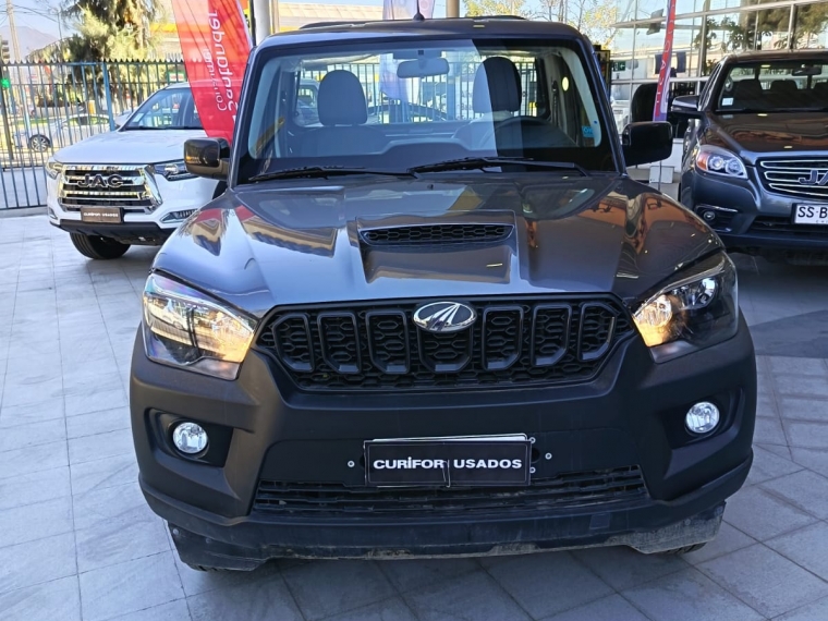 Mahindra Pik up 2.2 Refresh Sc Work Mt 4x2 Diesel 2025  Usado en Curifor Usados - Promociones