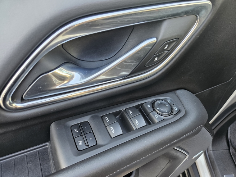 Chevrolet Tahoe Tahoe 4x4 5.3 At 2024 Usado  Usado en Kovacs Usados