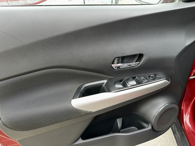 Nissan Kicks 1.6  Advance  Rock Edition  Mt 2020 Usado  Usado en Kovacs Usados