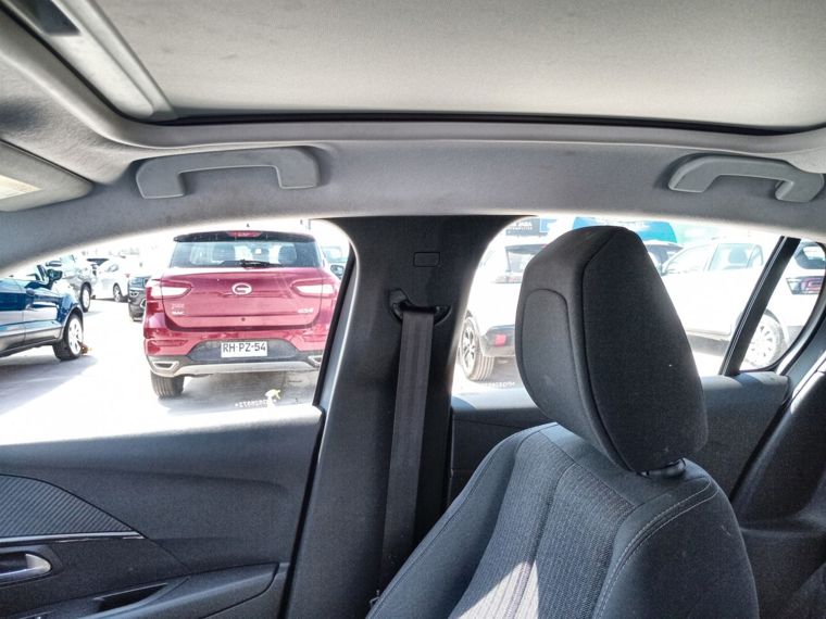 Peugeot 208 1.2 Puretech Allure Pack 100 Mt 5p 2023 Usado  Usado en Webautos.cl