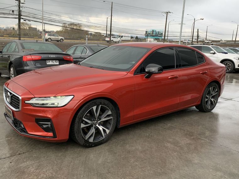 Volvo S60 2.0 T4 R-design At 4p 2021 Usado  Usado en Webautos.cl
