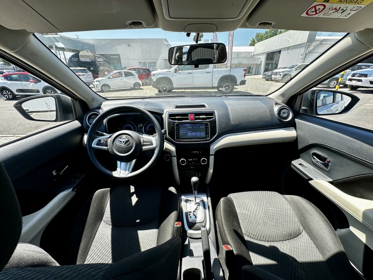 Toyota Rush 1.5 Xli At 2023 Usado  Usado en Kovacs Usados