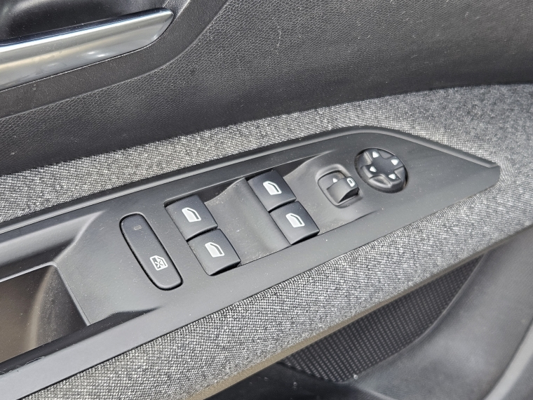 Peugeot 3008 3008 Active 1.6 Aut 2019 Usado en Rosselot Usados