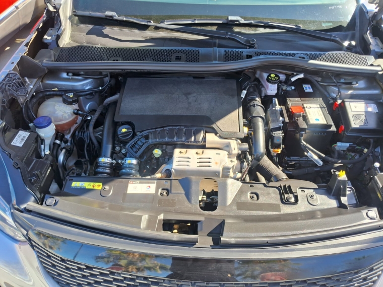 Peugeot 2008 1.2 Allure Pack Puretech 130 Mt 2021 Usado Usado en Webautos.cl Peugeot 2008 1.2 Allure Pack Puretech 130 Mt 2021 Usado Usado en Webautos.cl