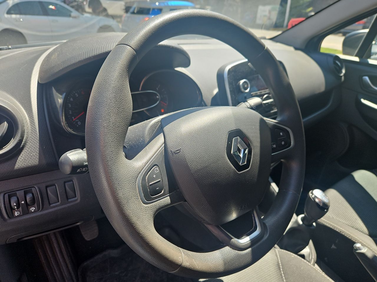 Renault Clio iv Clio Iv Hb Authentique 1.2 2020 Usado en Usados de Primera - Sergio Escobar