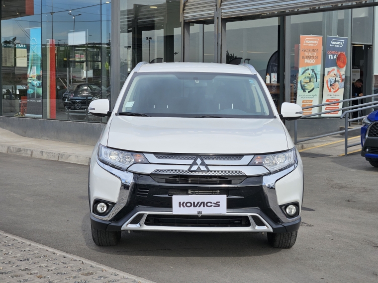 Mitsubishi Outlander Glx At 4x2 2.0 2023 Usado Usado en Kovacs Usados Mitsubishi Outlander Glx At 4x2 2.0 2023 Usado Usado en Kovacs Usados