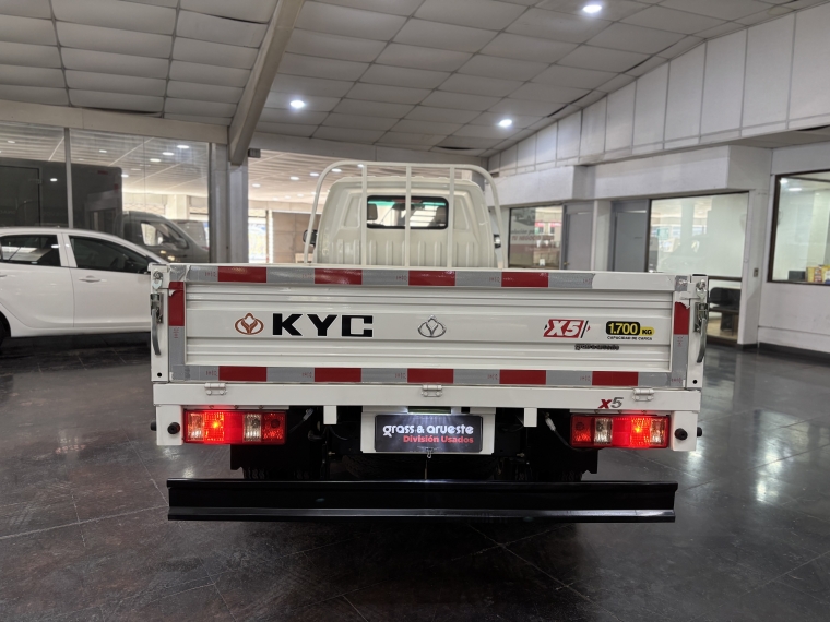 Kyc X5 1.5l C/simple 5mt Ac 2021  Usado en Grass & Arueste