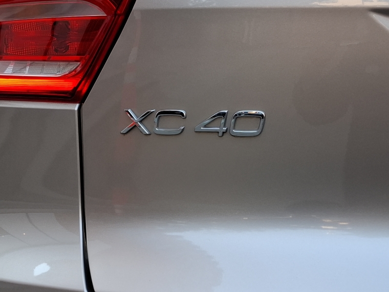 Volvo Xc40 B4 Plus 2.0 Aut 2024 Usado Usado en Webautos.cl Volvo Xc40 B4 Plus 2.0 Aut 2024 Usado Usado en Webautos.cl