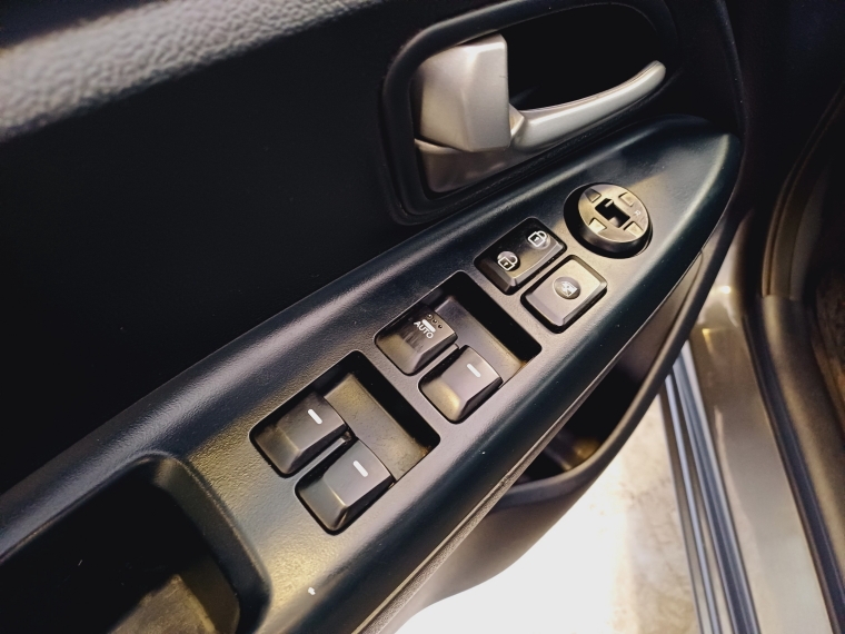 Kia Rio 4 Rio 4 Ex 1.4l 6mt - 1420 2014 Usado en Rosselot Usados