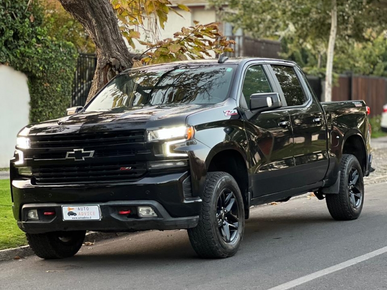 CHEVROLET SILVERADO  2021 5.3 LT TRAILBOSS Z71 4X4  2021