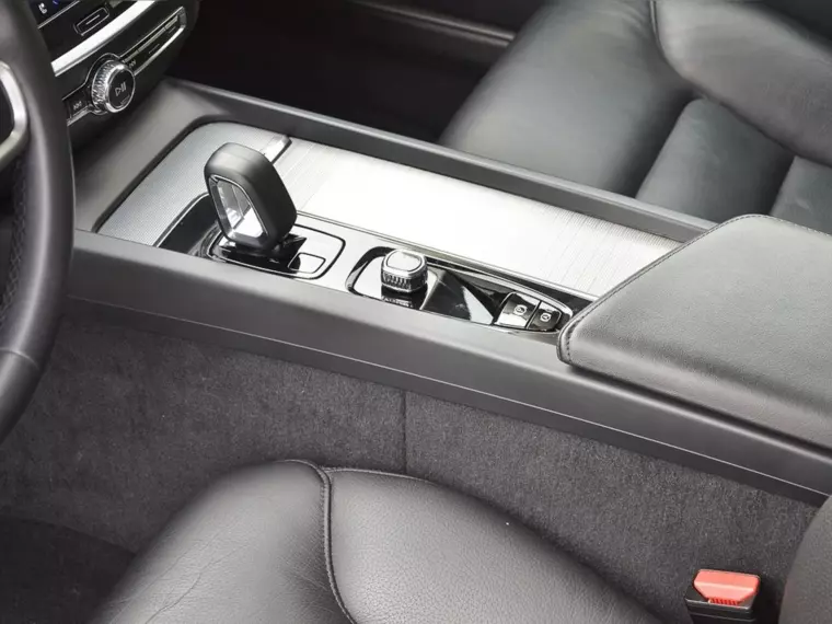 Volvo S60 B4 2023 Usado  Usado en BMW Premium Selection