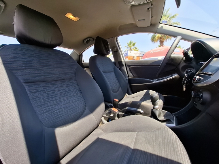 Hyundai Accent Accent Gl 1.4 2020 Usado en Rosselot Usados