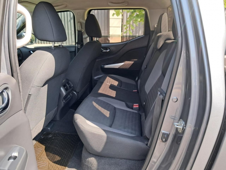 Nissan Navara 4x4 2.3 Aut Se 2022 Usado  Usado en Webautos.cl
