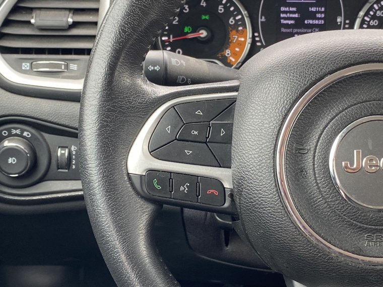 Jeep Renegade Renegade Sport 1.8 2022 Usado en Rosselot Usados