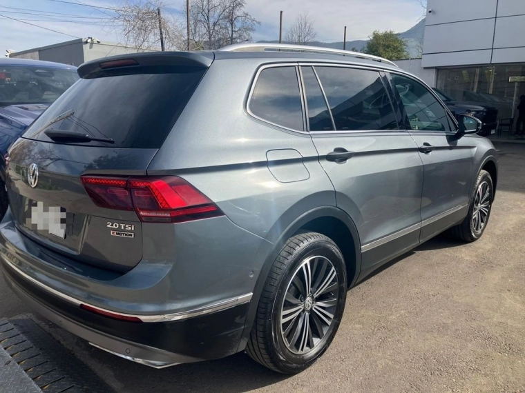 Volkswagen Tiguan 2.0 Tsi Limited 4motion 4x4 3row At 5p 2020 Usado Usado en Webautos.cl Volkswagen Tiguan 2.0 Tsi Limited 4motion 4x4 3row At 5p 2020 Usado Usado en Webautos.cl