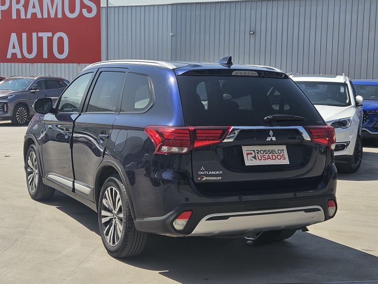 Mitsubishi Outlander Outlander 4x4 2.4 Aut 2022 Usado en Rosselot Usados
