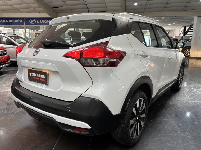 Nissan Kicks Advance 1.6l 6mt 2018  Usado en Grass & Arueste