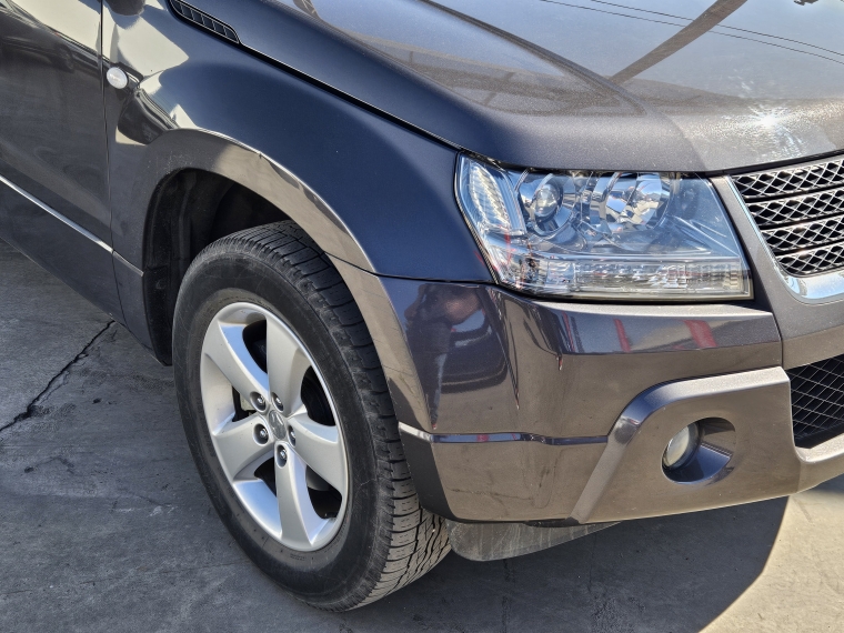 Suzuki Grand nomade Grand Nomade Glx 4x4 2.4 Aut 2012 Usado en Rosselot Usados