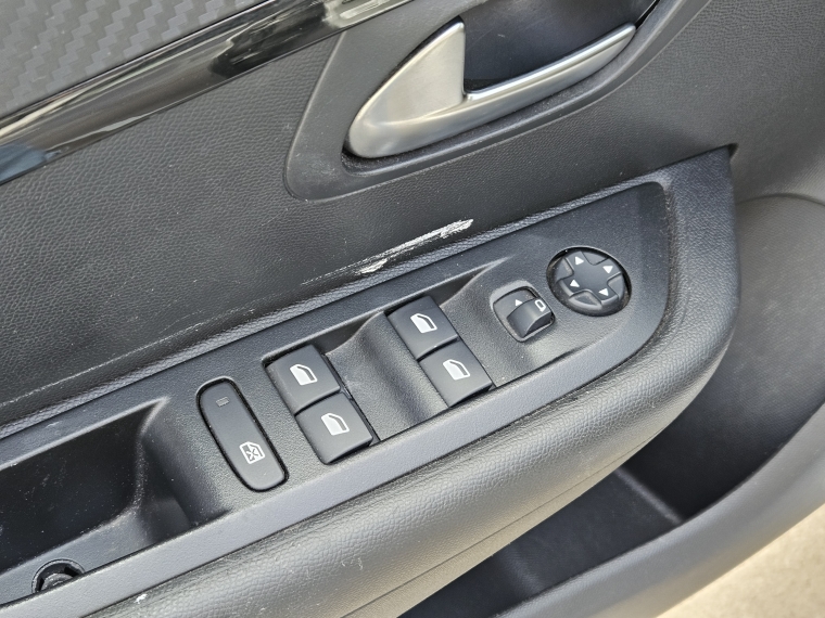 Peugeot 208 Nuevo 208 Style Puretech 75 Mt 1.2 Euro 6b 2024 Usado en Rosselot Usados