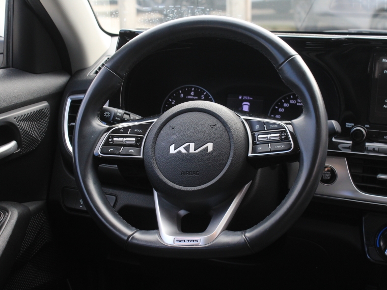 Kia Seltos Seltos Mpi 1.6 Aut 2022 Usado en Rosselot Usados