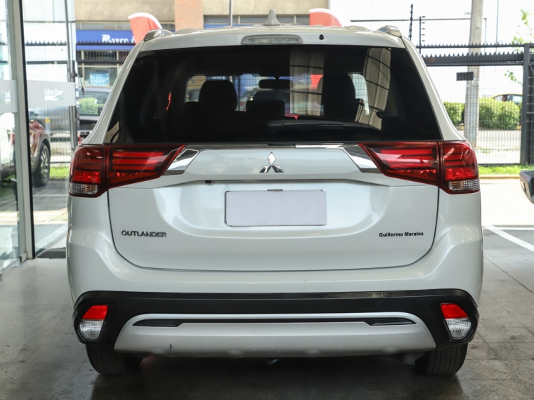 Mitsubishi Outlander 2.0 2023  Usado en Guillermo Morales Usados