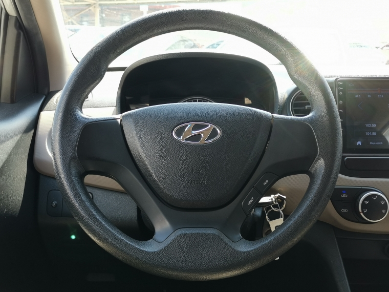 Hyundai Grand i10 Sdn Mt Gls 2ab Ac Abs Pe 2016 Usado  Usado en Kovacs Usados