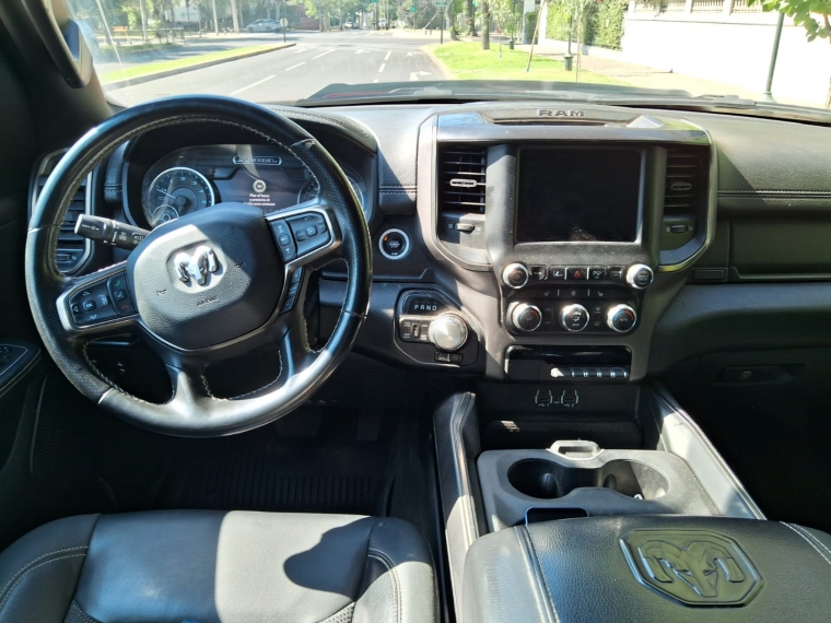 Ram 1500 Rebel Crew 4x4 5.7 Aut 2022  Usado en GT Autos