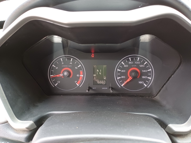 Mahindra Kuv100 Kuv 100 Hatch Back 1.2 2020 Usado en Rosselot Usados