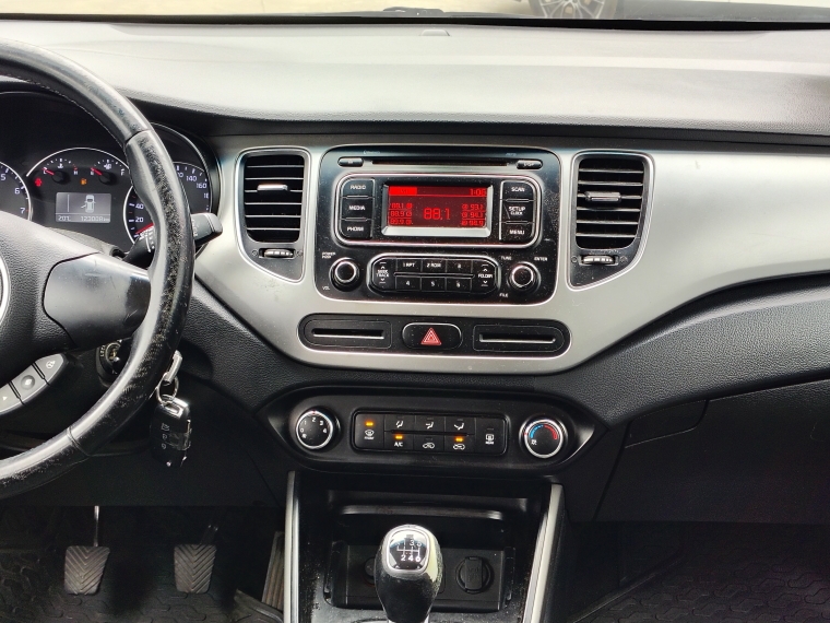 Kia Carens Carens Ex 2.0 2016 Usado en Rosselot Usados