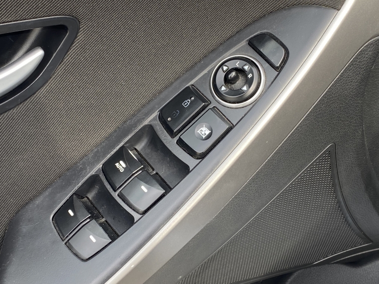 Hyundai I-30 I30 Gd Gls 1.6 2014 Usado en Rosselot Usados