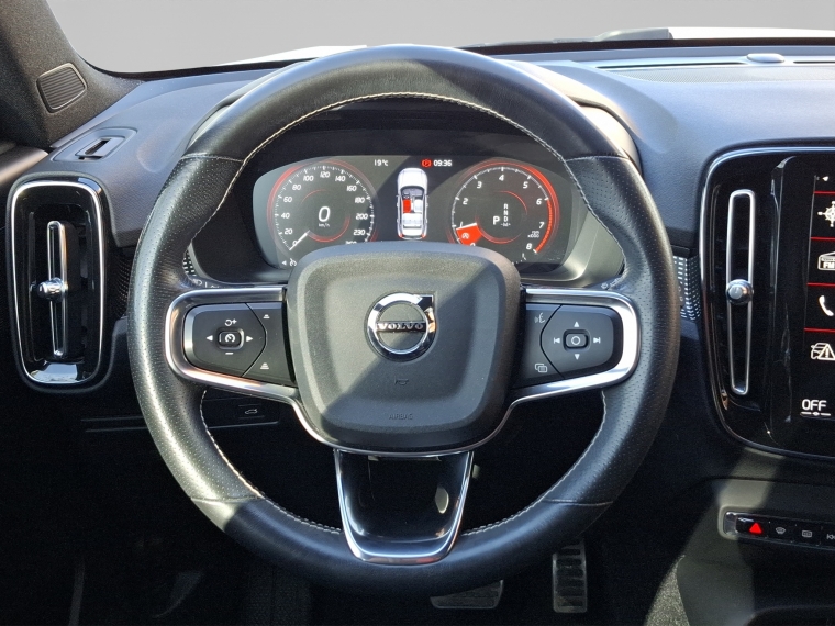 Volvo Xc40 T5 R Design 2021 Usado  Usado en BMW Premium Selection