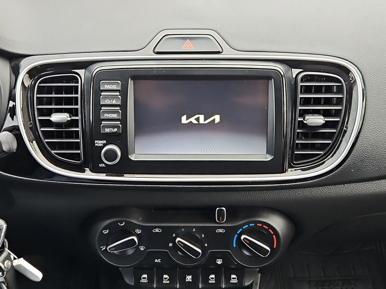 Kia Soluto Soluto Mpi 1.4 2024 Usado en Usados de Primera - Sergio Escobar