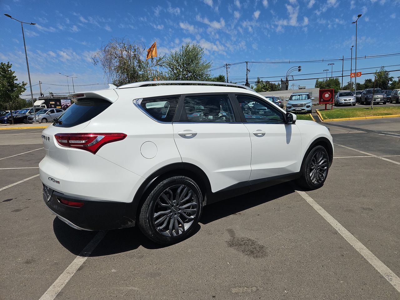 Jetour X70 X70 Gl 1.5 2023 Usado en Usados de Primera - Sergio Escobar