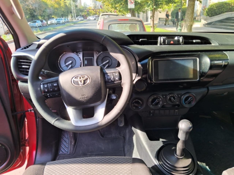 Toyota Hilux Dx 4x4 2.4 2023  Usado en GT Autos