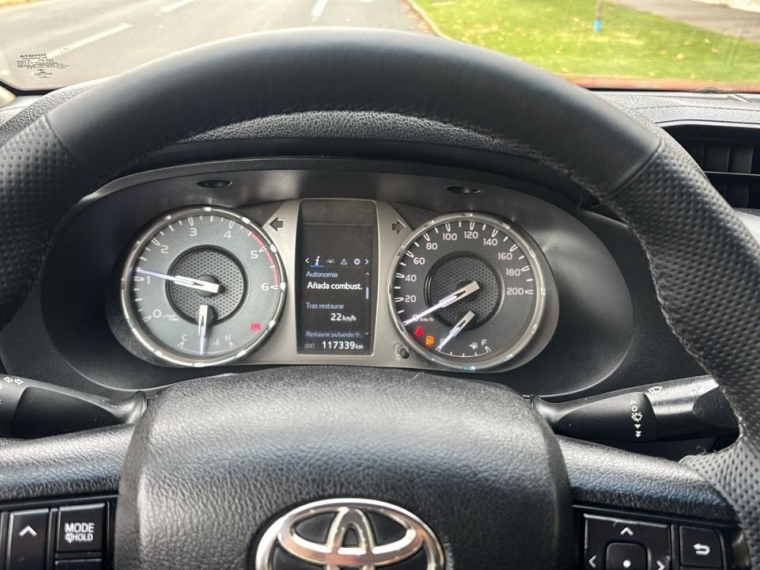 TOYOTA HILUX DX 4X2  2.4 - imagen 9