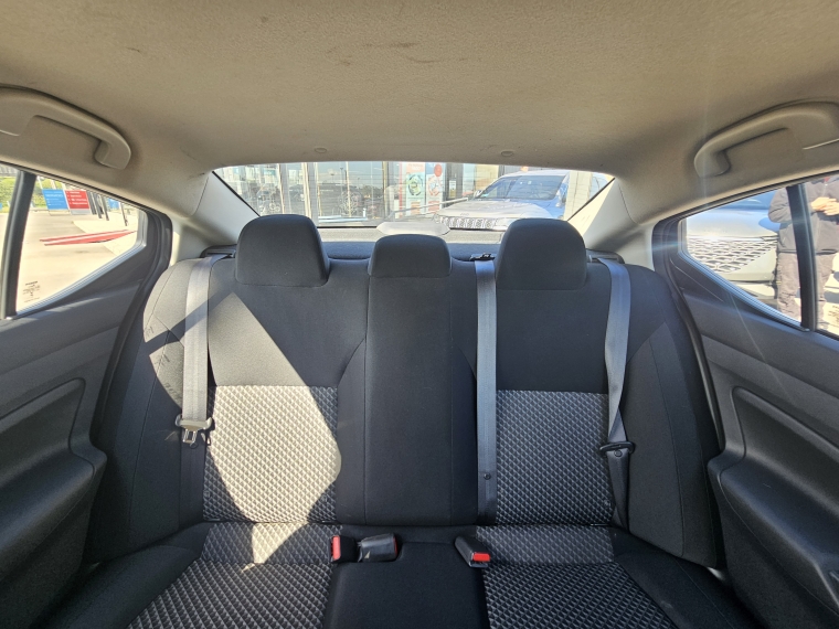 Nissan Versa Sense Mt 1.6 2024 Usado  Usado en Kovacs Usados