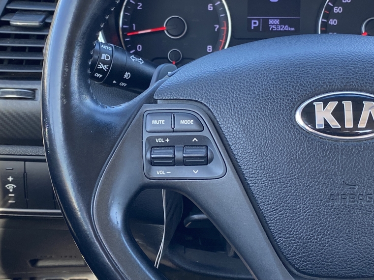 Kia Cerato Cerato Sx 1.6 Aut 2016 Usado  Usado en Webautos.cl
