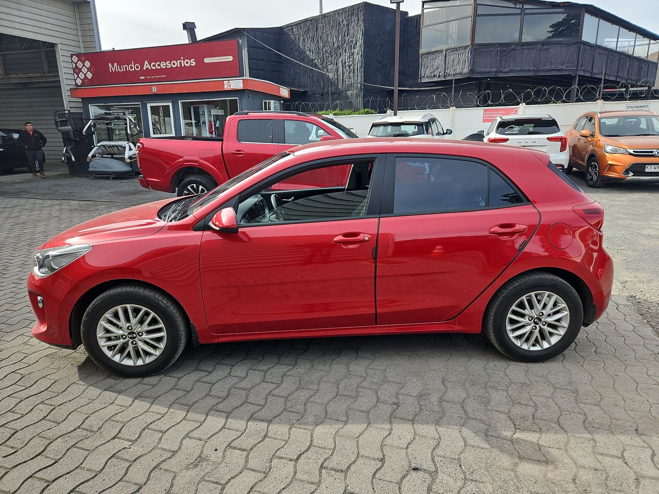Kia Rio 5 Rio 5 Hatch Back 1.6 2021 Usado en Usados de Primera - Sergio Escobar
