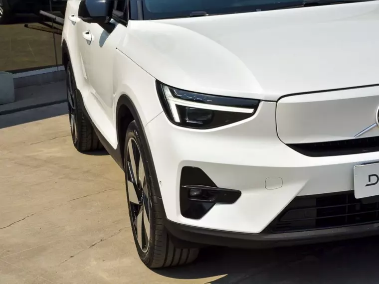 Volvo Xc40 2.0 T5 Hybrid At 4x4 Hibrido 2024 Usado Usado en BMW Premium Selection Volvo Xc40 2.0 T5 Hybrid At 4x4 Hibrido 2024 Usado Usado en BMW Premium Selection