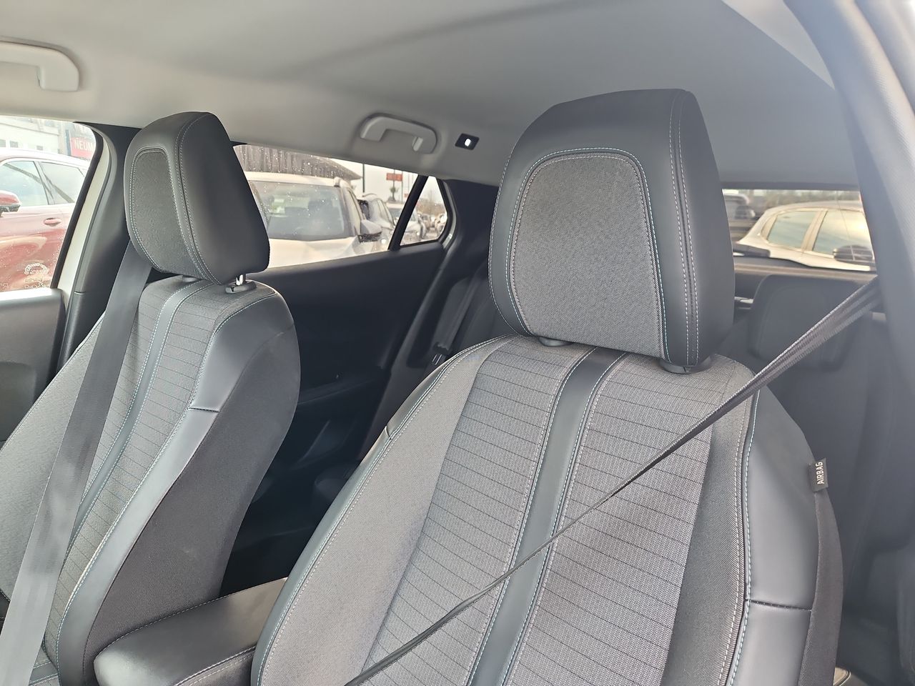 Peugeot 2008 2008 Blue Hdi 130 Eat8 1.5 Aut 2022 Usado en Usados de Primera - Sergio Escobar