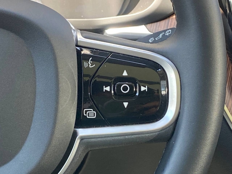 Volvo Xc60 Xc60 Ii T8 Awd Recharge 2.0 Aut 2023 Usado en Rosselot Usados