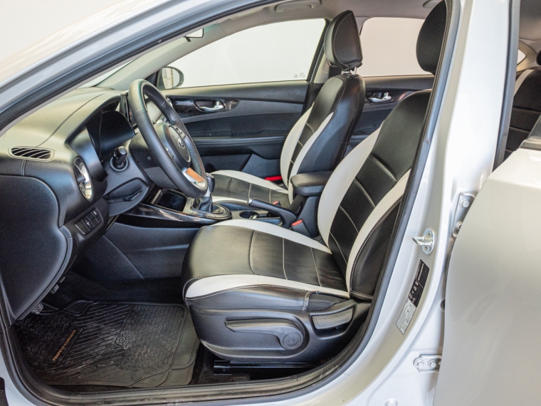 Kia Cerato 1.6 Ex 6mt 4p 2020 Usado  Usado en Pompeyo