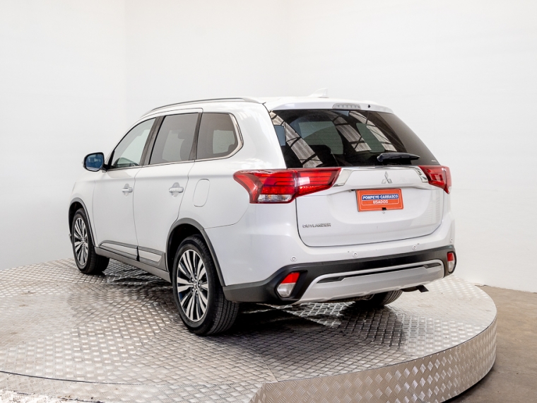 Mitsubishi Outlander  Glx 4x4 2.4 Aut 2019 Usado  Usado en Pompeyo