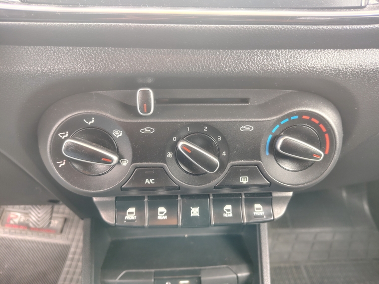 Kia Soluto Soluto 1.4 2023 Usado en Rosselot Usados