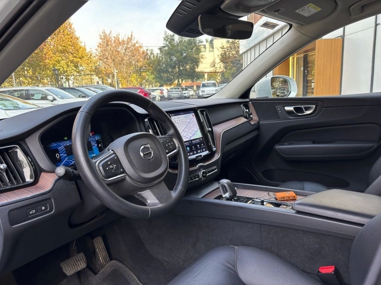 Volvo Xc60 Ii T8 Recharge 4x4 2.0 Aut 2024 Usado Usado en BMW Premium Selection Volvo Xc60 Ii T8 Recharge 4x4 2.0 Aut 2024 Usado Usado en BMW Premium Selection