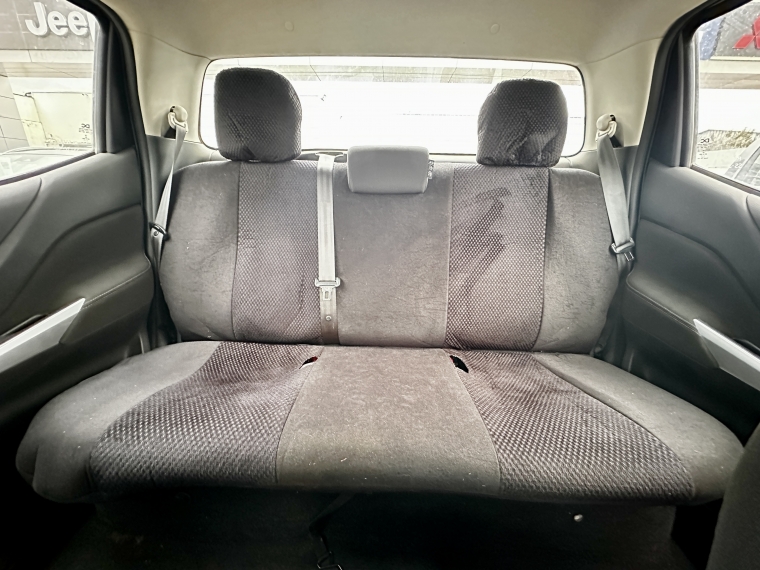 Nissan Navara Navara D Cab 2.3 2023 Usado en Rosselot Usados