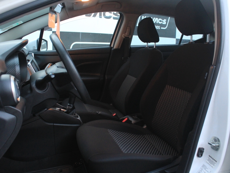 Nissan Versa 1.6  Sense Mt 2022 Usado  Usado en Kovacs Usados