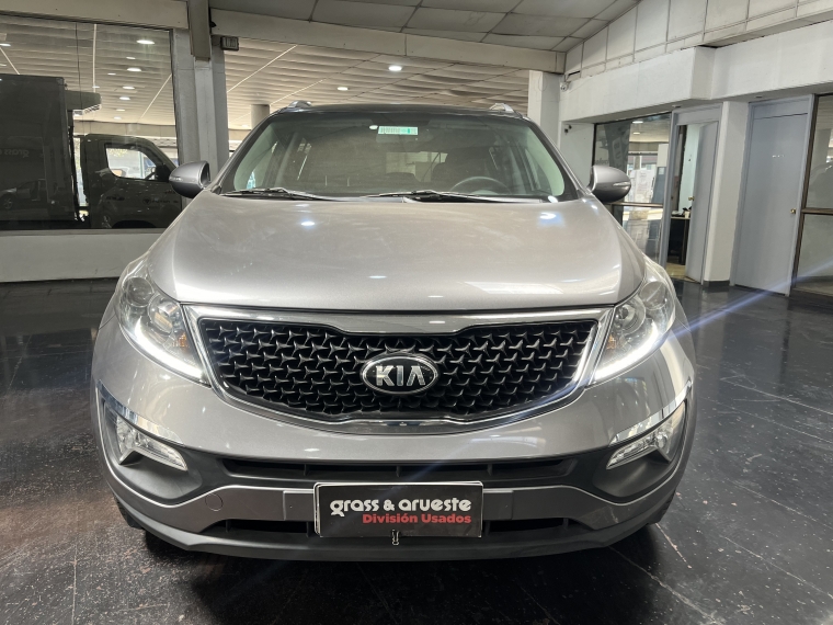 Kia Sportage Ex 2.0l Gsl Aut 2wd 2016  Usado en Grass & Arueste Usados