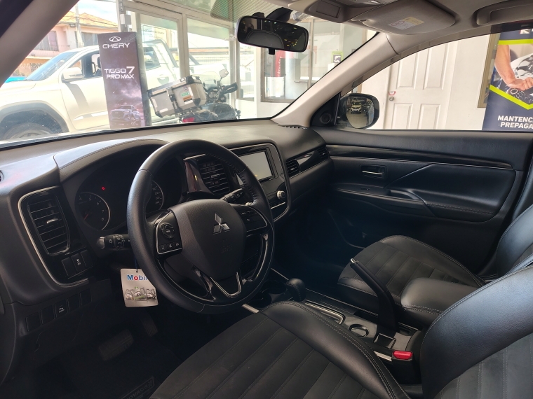 Mitsubishi Outlander Outlander Cvt 2.0 Aut 2022 Usado en Rosselot Usados