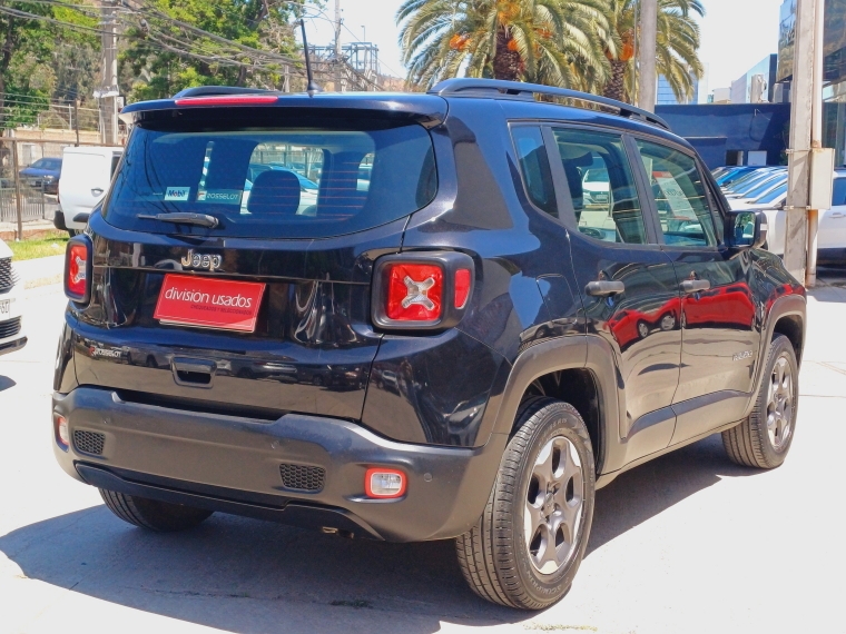 Jeep Renegade Renegade 1.8 2022 Usado en Rosselot Usados